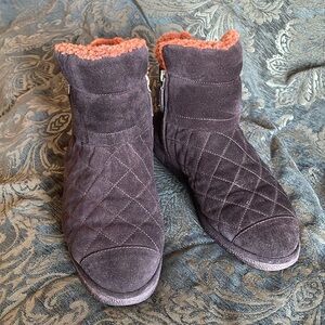 Chanel suede boots size 38
